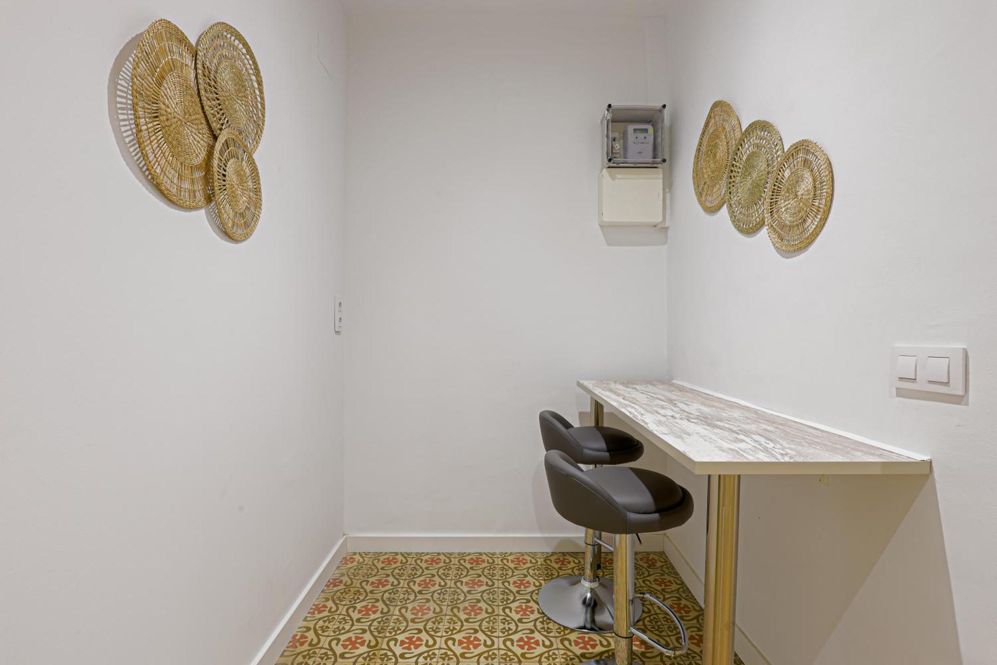 Alcam Books Apartment Барселона Екстериор снимка